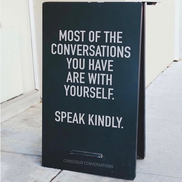 Crabtree & Evelyn of London - Blue/white - Feel Free to make an offer. - Picture 15 of 16